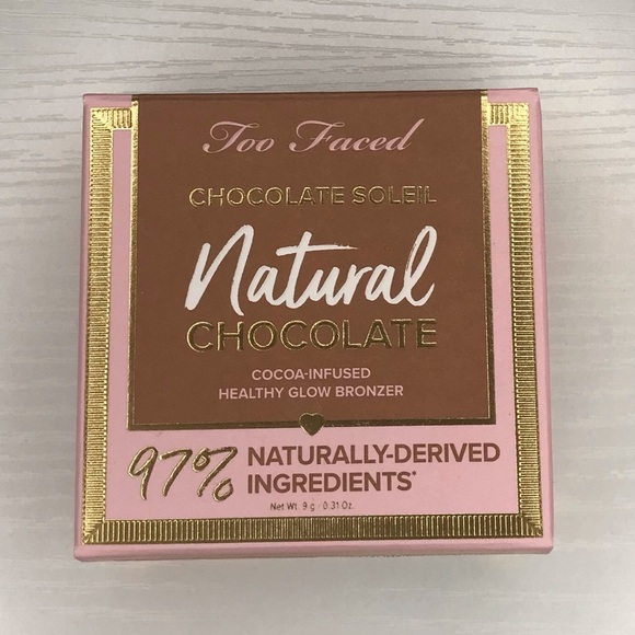 Too Faced Bronzer Chocolate Soleil in Golden Cocoa - Picture 5 of 7